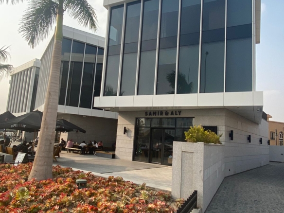 مكتب اداري تشطيب كامل مودرن جدا 220 متر للايجار في واتر واي 2 القاهرة الجديدة