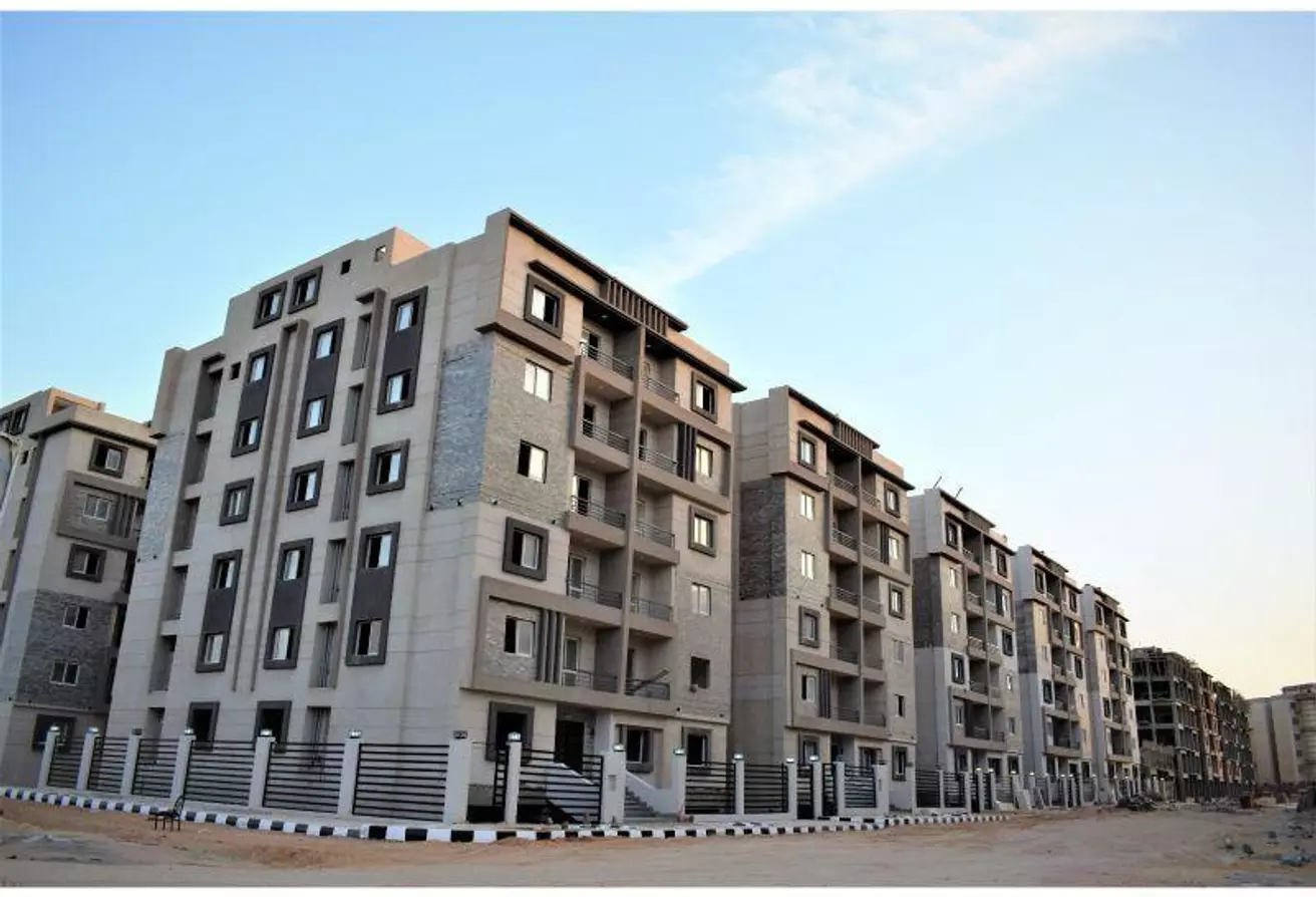 مساحه الشقه :- 160� نوع التشطيب :- سوبر لوكس مساحه الشقه :- 160� نوع التشطيب :- سوبر لوكس