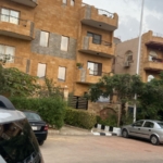 امتلك شقه لقطه 200م دور تانى بالبنفسج فيلات القاهره الجديده التجمع الاول