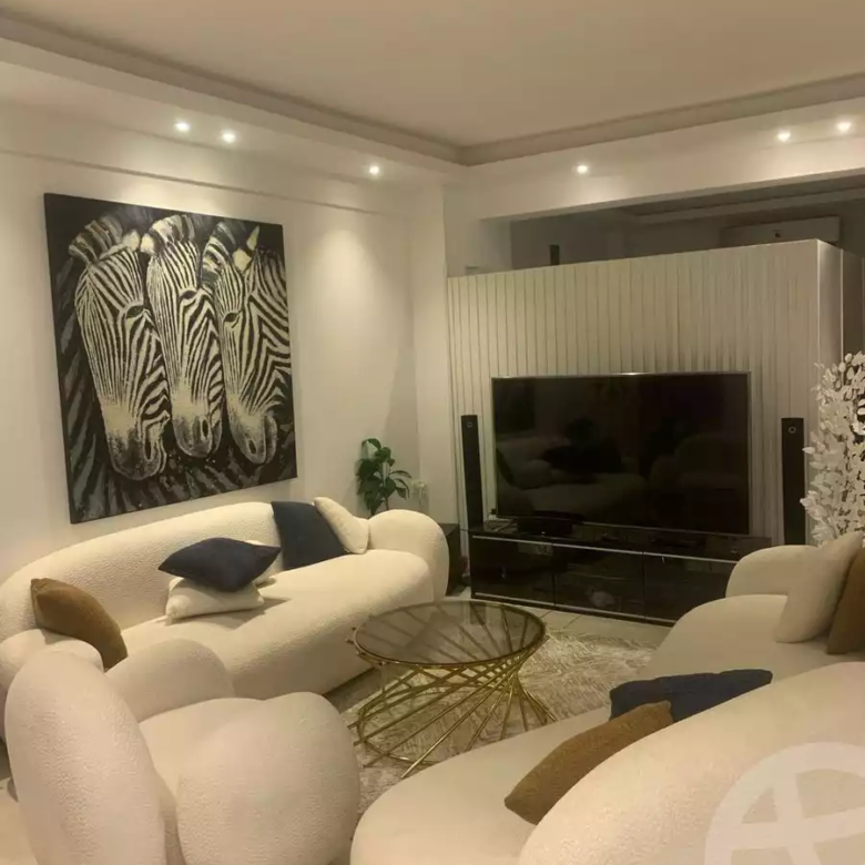 شقه للبيع في الجامعة القديمة